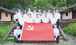 乐天使集团开展主题党日活动——缅怀革命先烈 传承红色精神